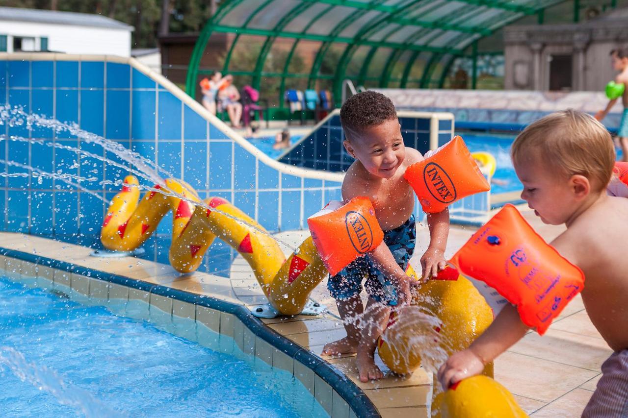 Oostappen Vakantiepark Arnhem Bv Esterno foto