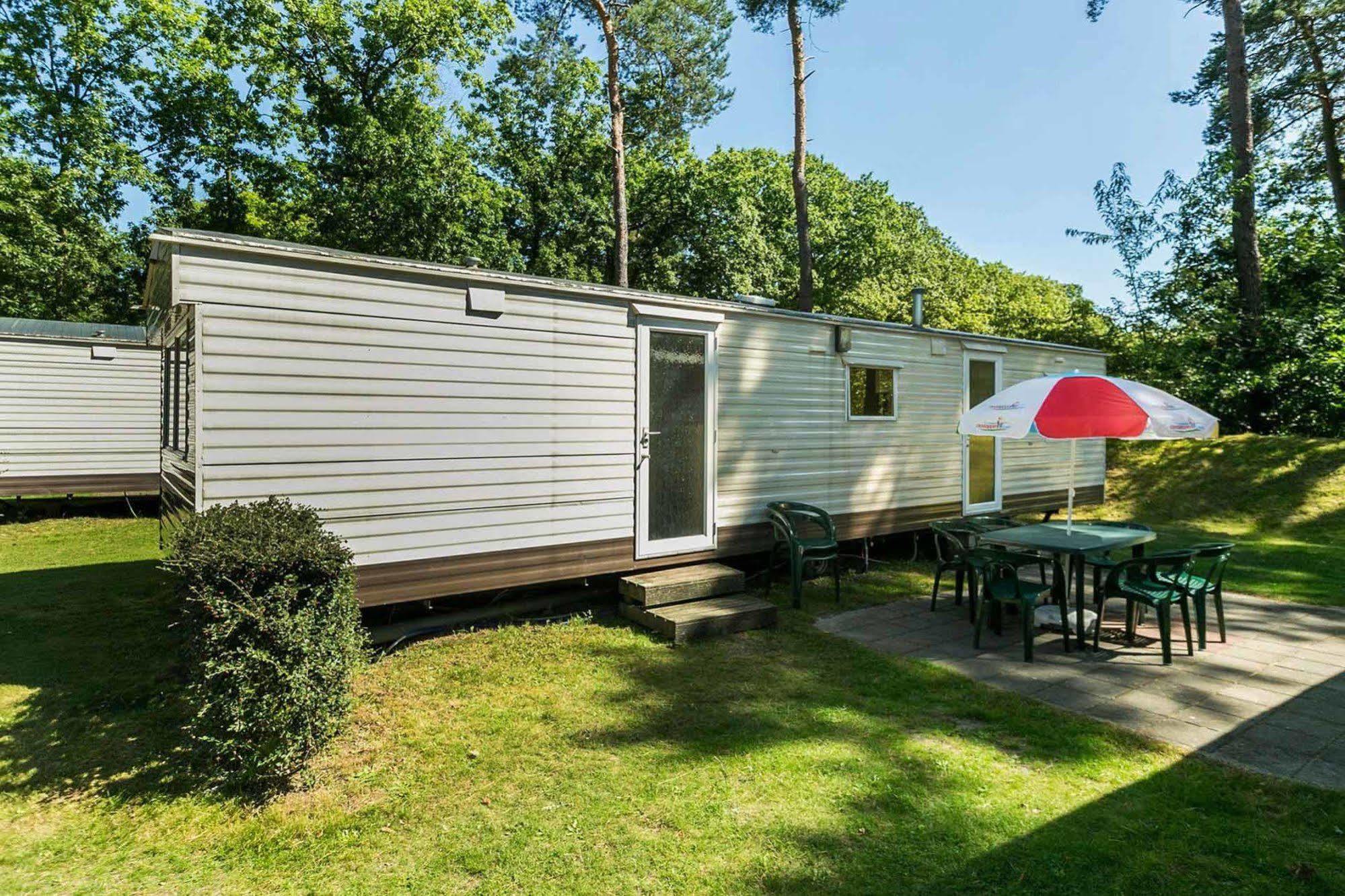 Oostappen Vakantiepark Arnhem Bv Esterno foto